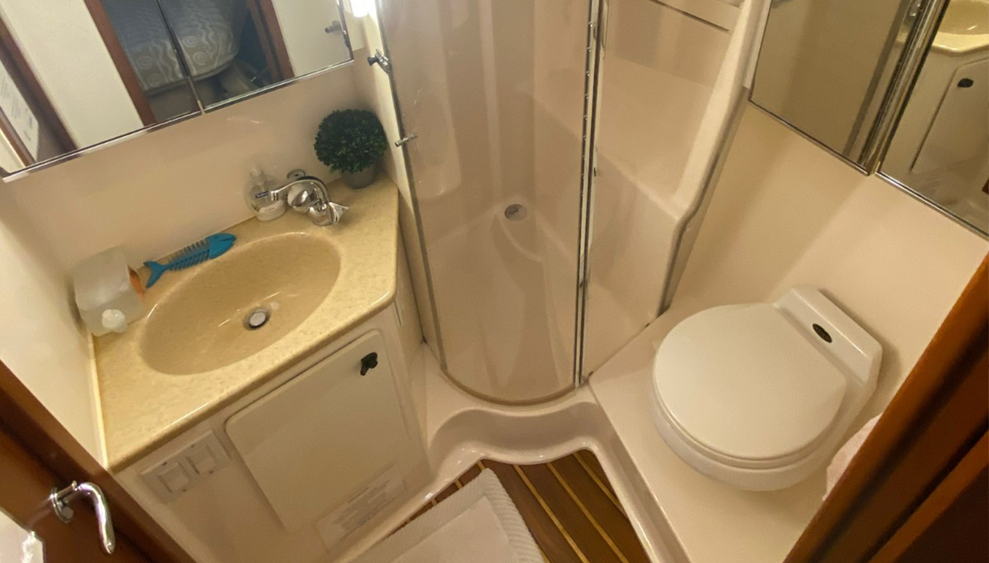full size bathroom inside private yacht in fajardo